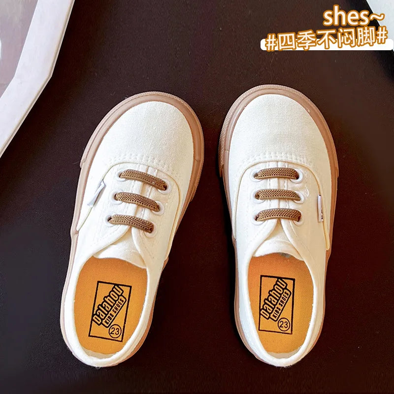 Kid canvas sneakers